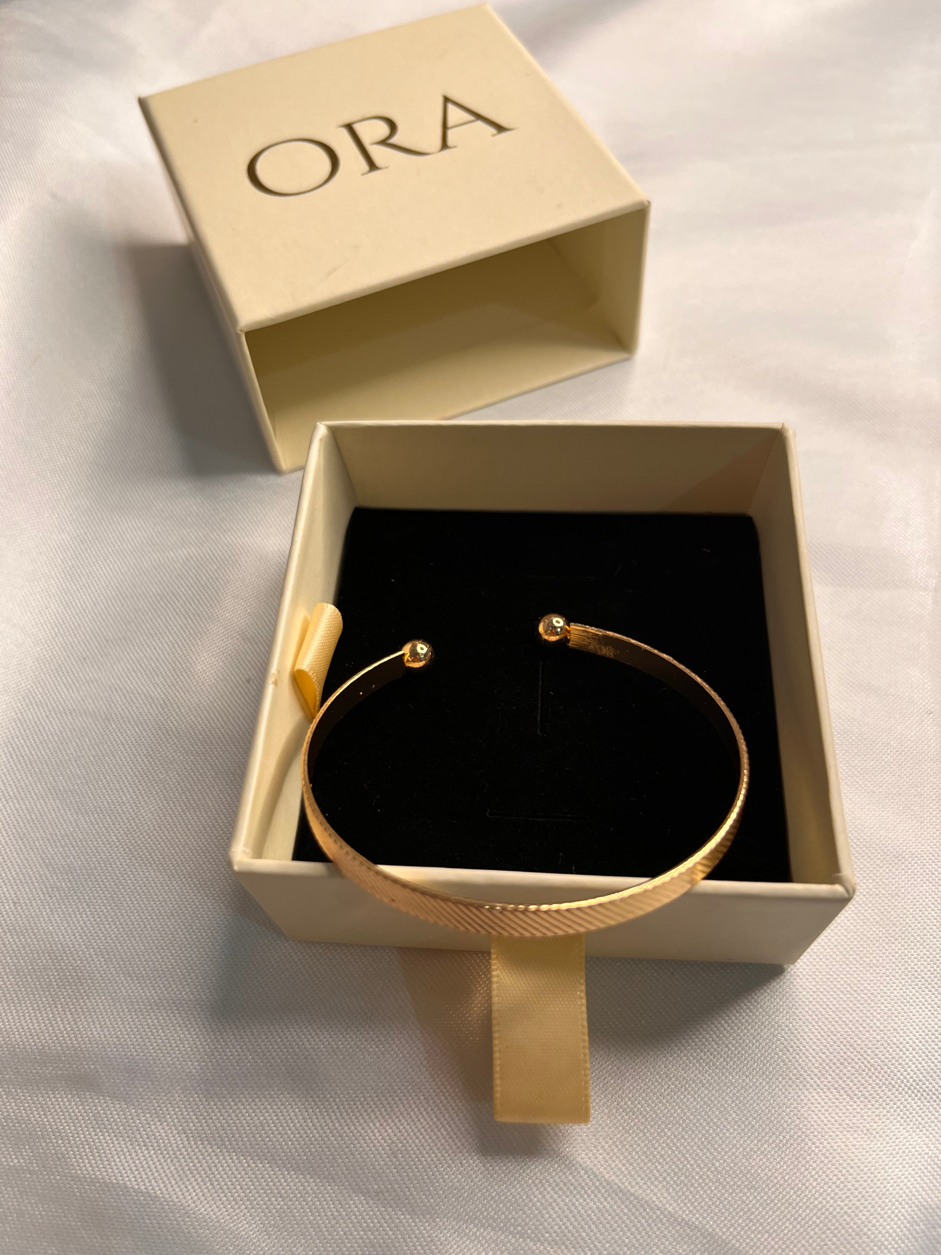 ORA BRACELET SET