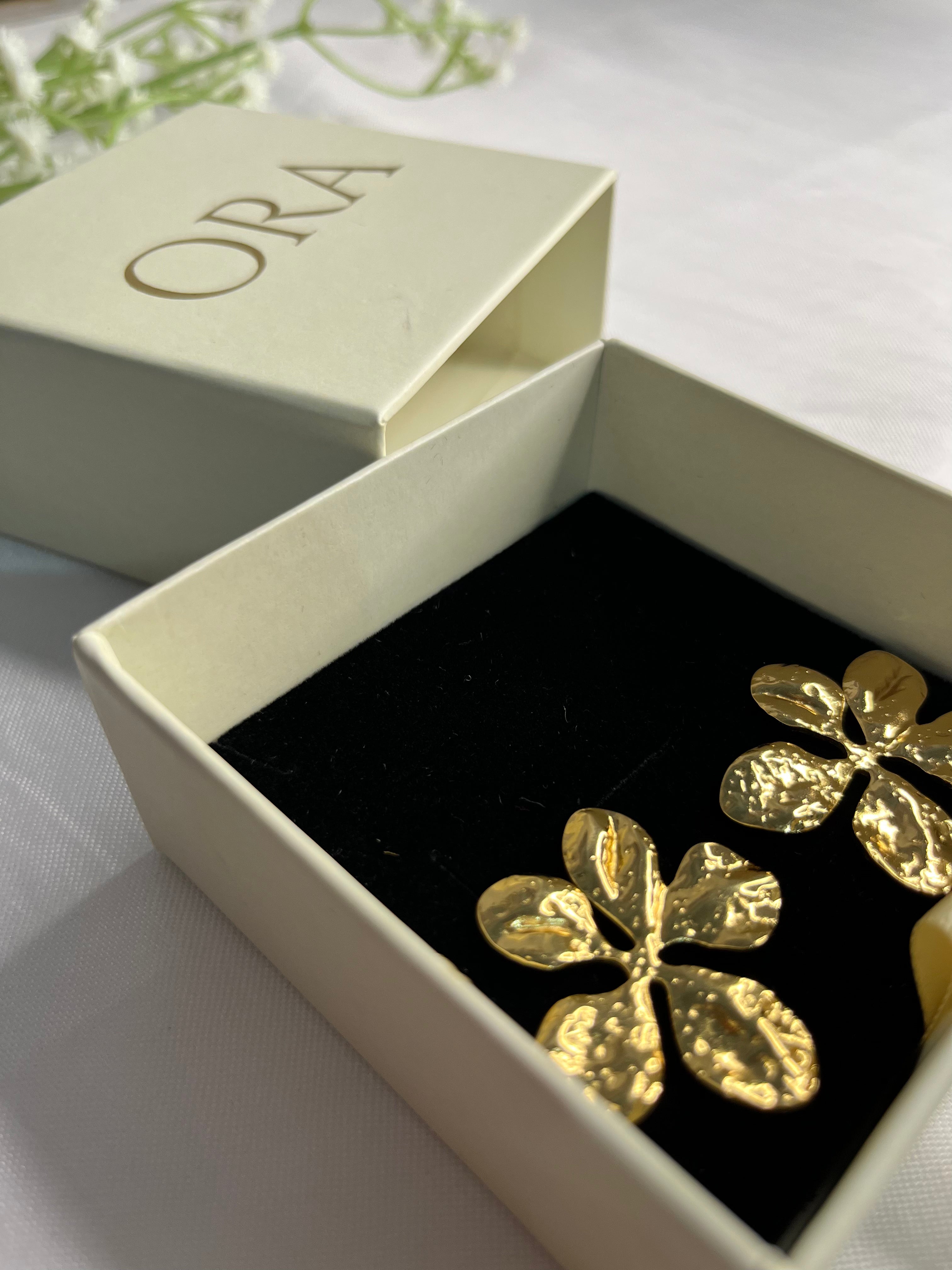 ORA GOLD FLOWER EARINGS - ORA