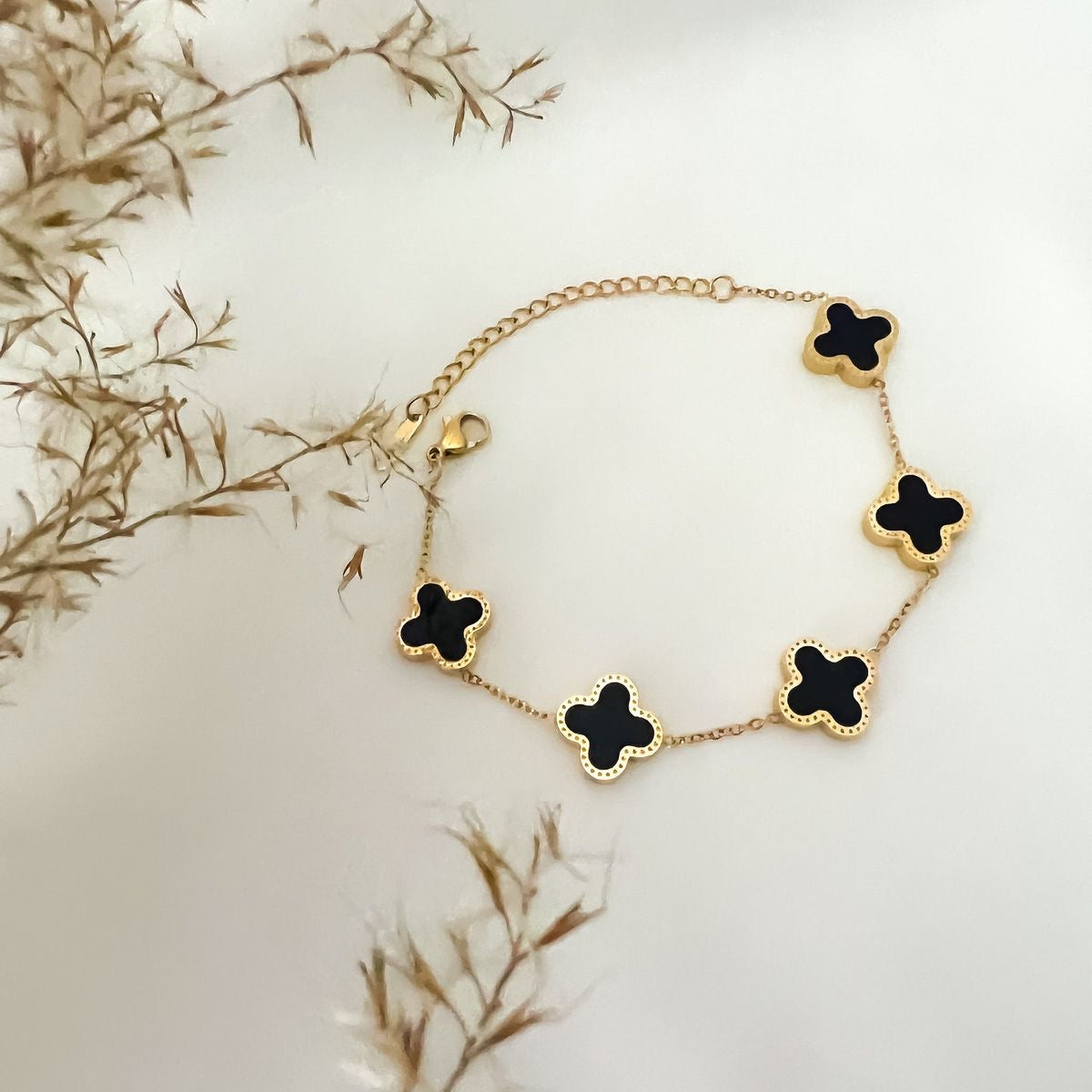 BLACK CLOVER CHAIN BRACELET - ORA