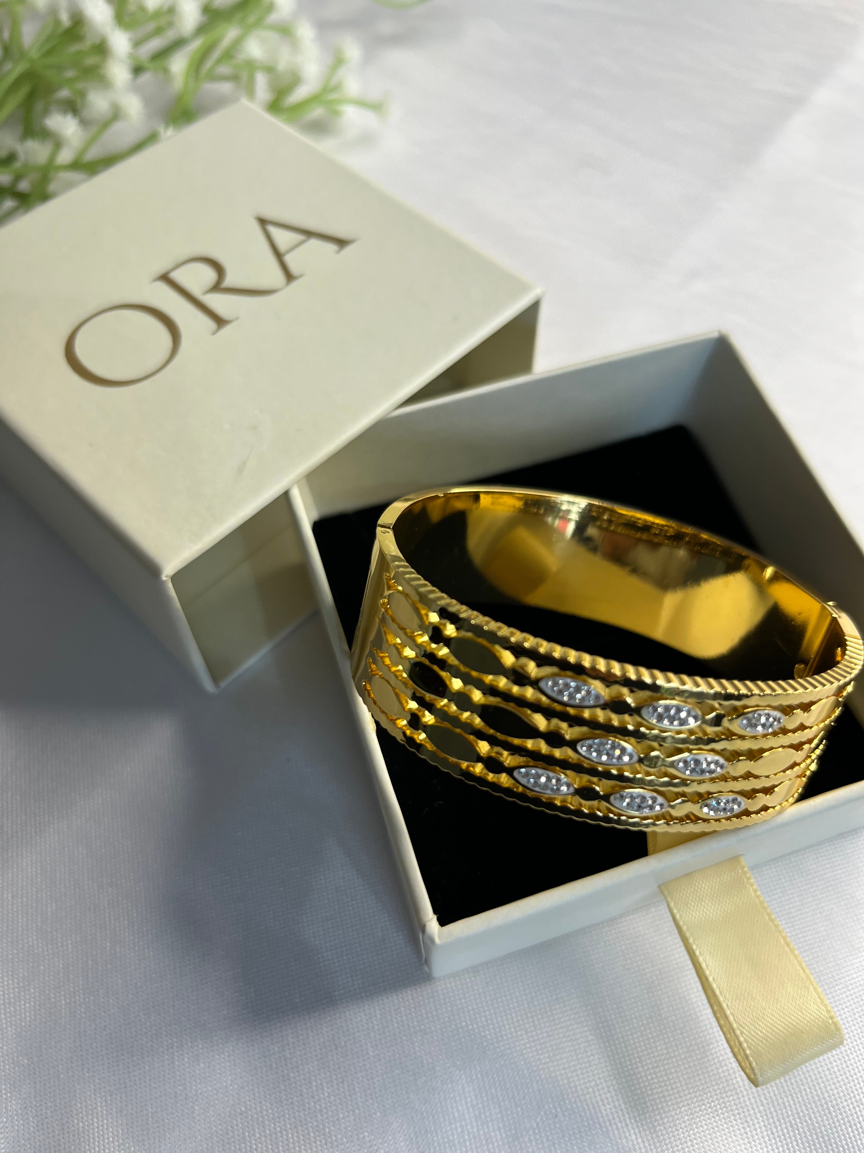 ORA BRACELET WITH DIAMOND
