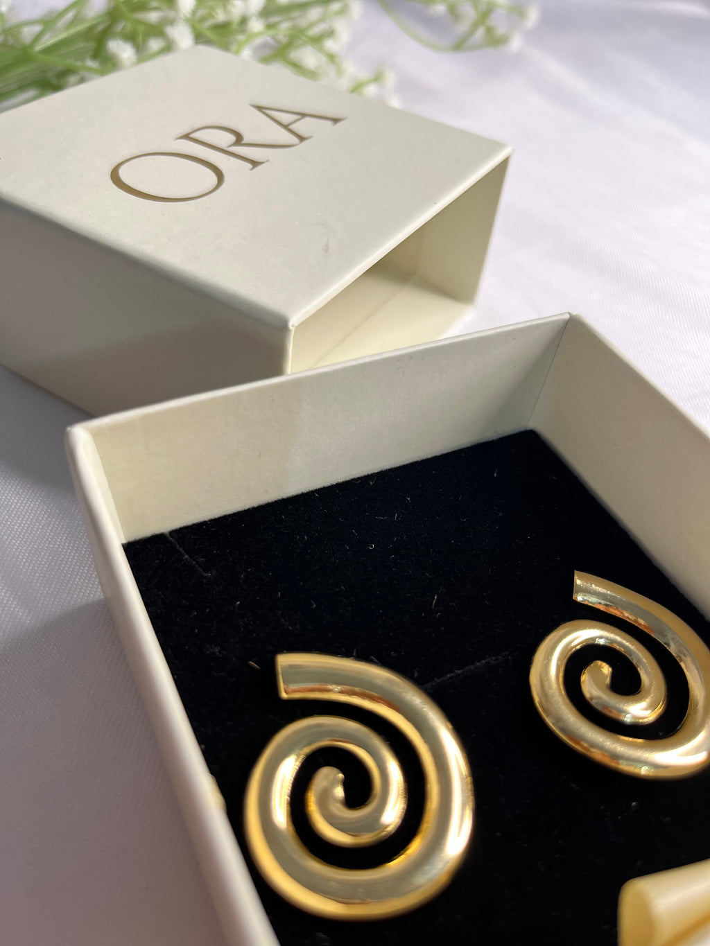 ORA GOLD SPIRAL EARING - ORA